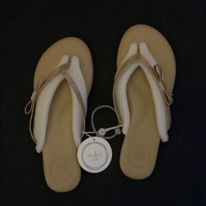 Tan Minimalist Sandals with Thong Strap and Flat Sole